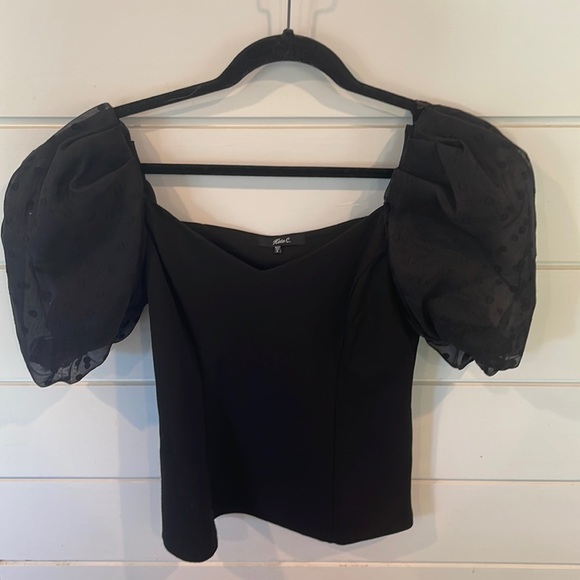 Kate C Tops - Kate C Small puffy sleeve top